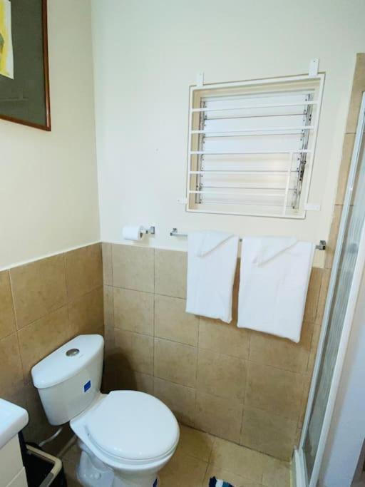 Club Caribbean Apartments ランアウェイ・ベイ エクステリア 写真