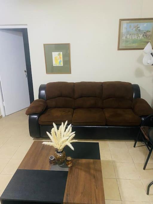 Club Caribbean Apartments ランアウェイ・ベイ エクステリア 写真